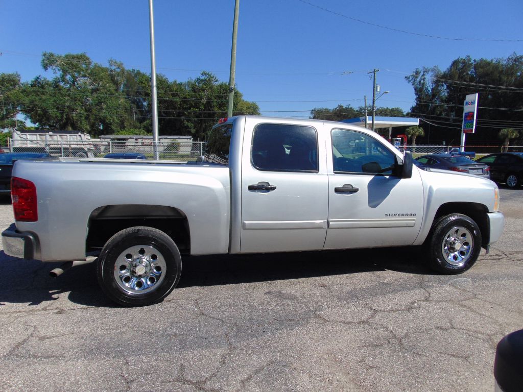 Photo 8 of this CHEVROLET SILVERADO 1500