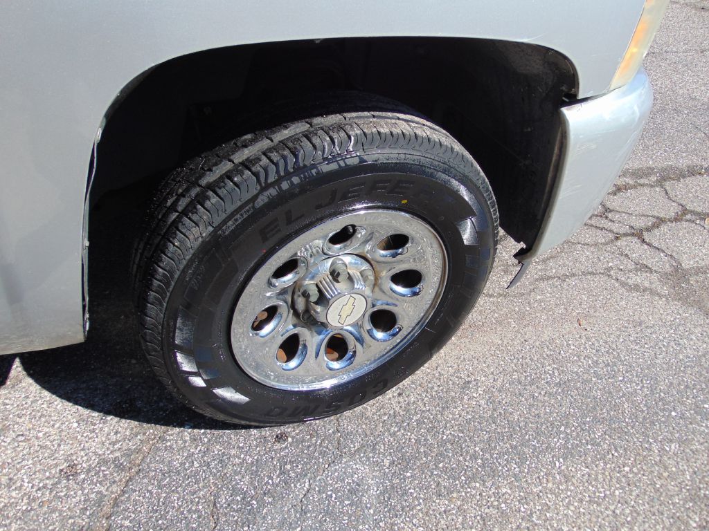 Photo 9 of this CHEVROLET SILVERADO 1500