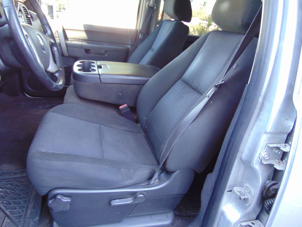 Photo 12 of this CHEVROLET SILVERADO 1500