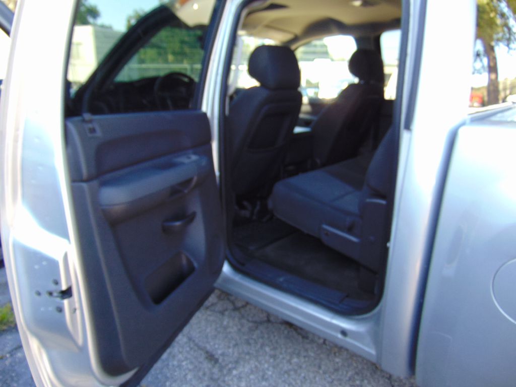 Photo 16 of this CHEVROLET SILVERADO 1500