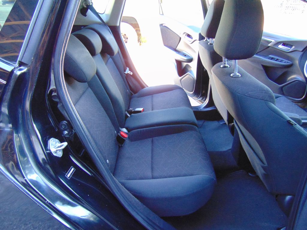 Photo 22 of this HONDA FIT