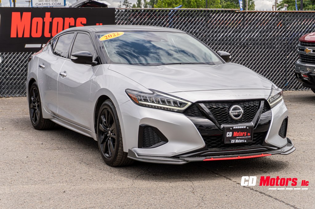 Silver 2022 Nissan Maxima SV FWD Sedan Front-Wheel Drive Automatic