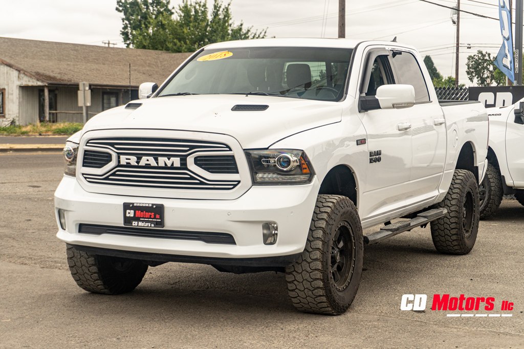 Photo 4 of this RAM 1500