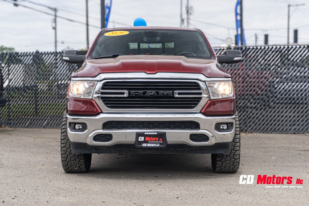 Photo 3 of this RAM 1500