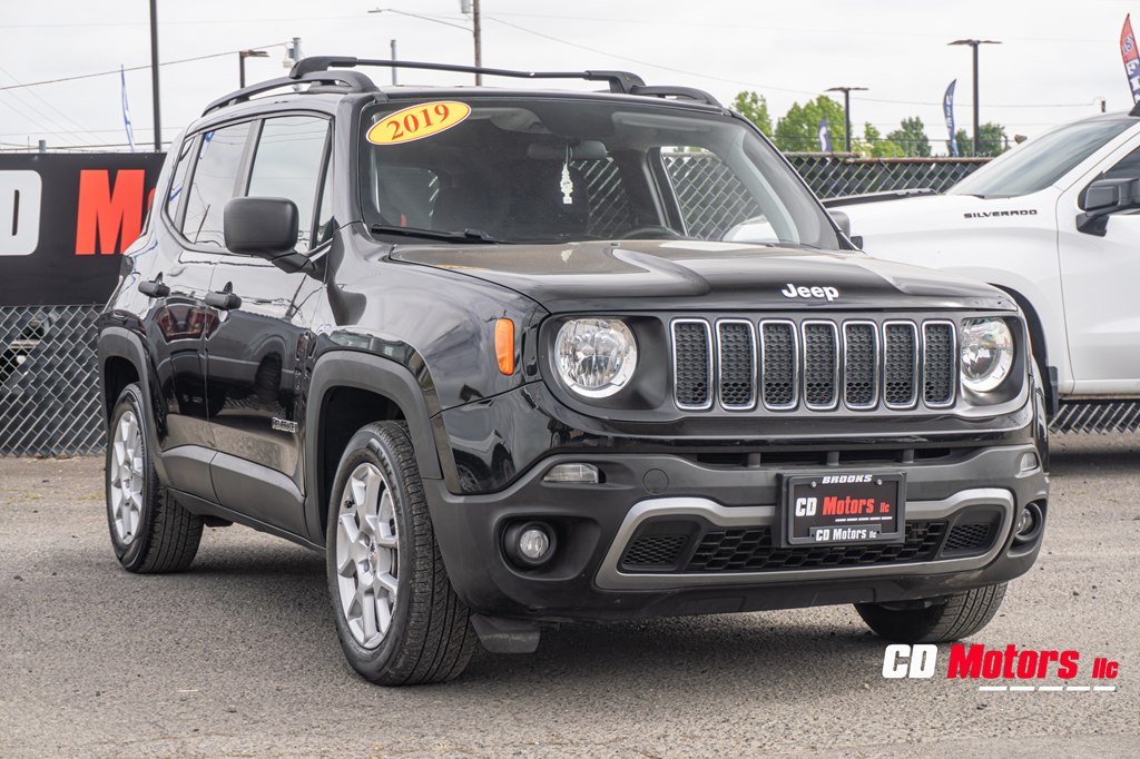 Photo 2 of this JEEP RENEGADE