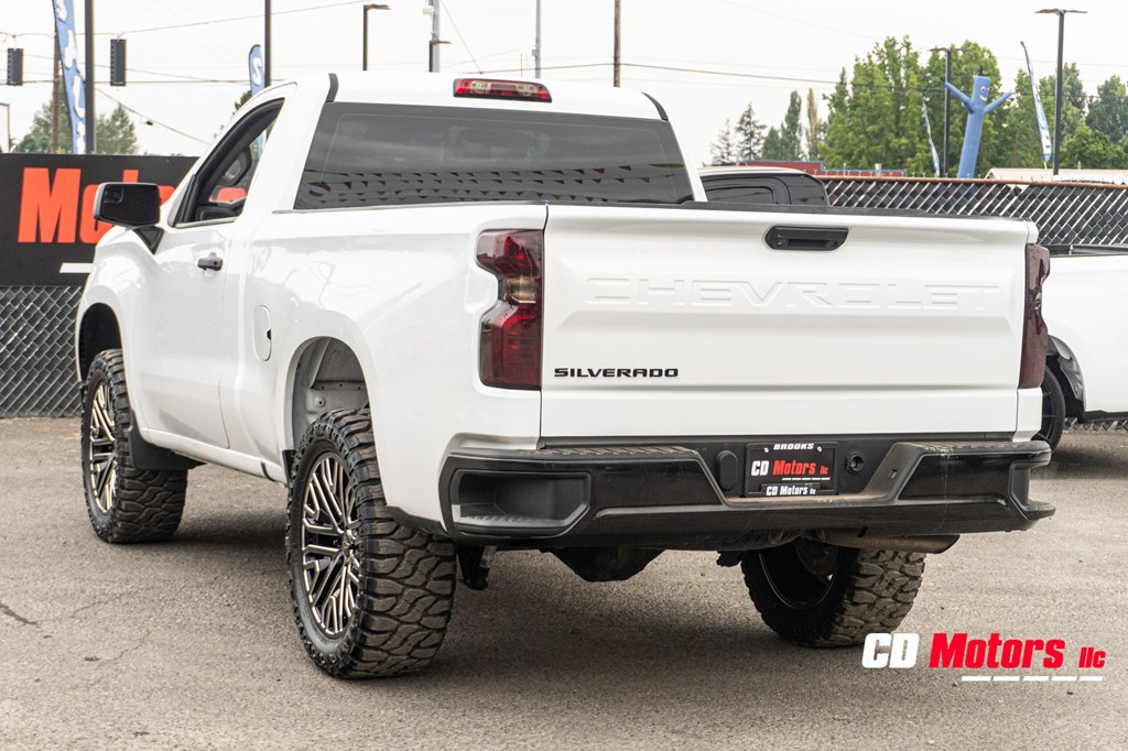 Photo 8 of this CHEVROLET SILVERADO 1500