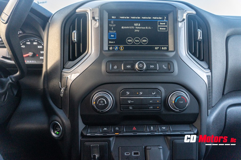 Photo 15 of this CHEVROLET SILVERADO 1500