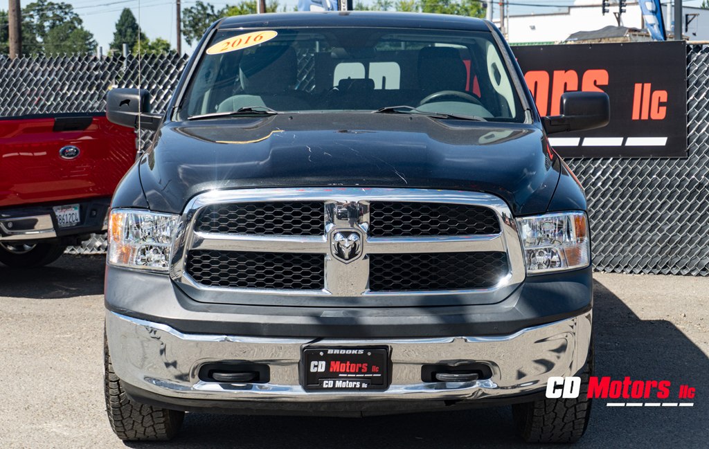 Photo 3 of this RAM 1500