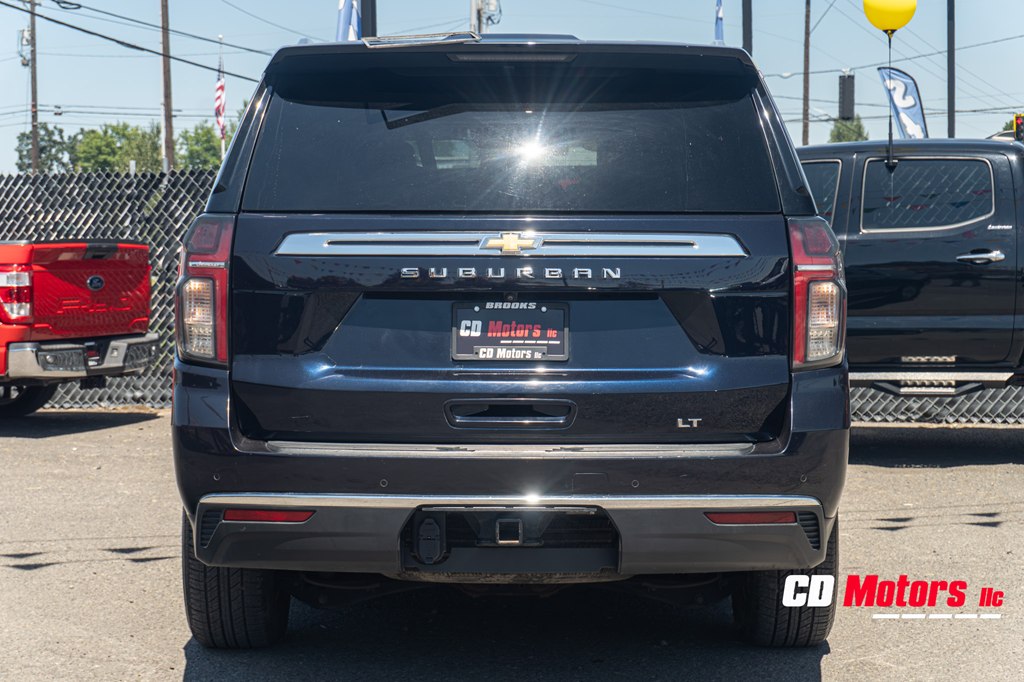 Photo 8 of this CHEVROLET SUBURBAN