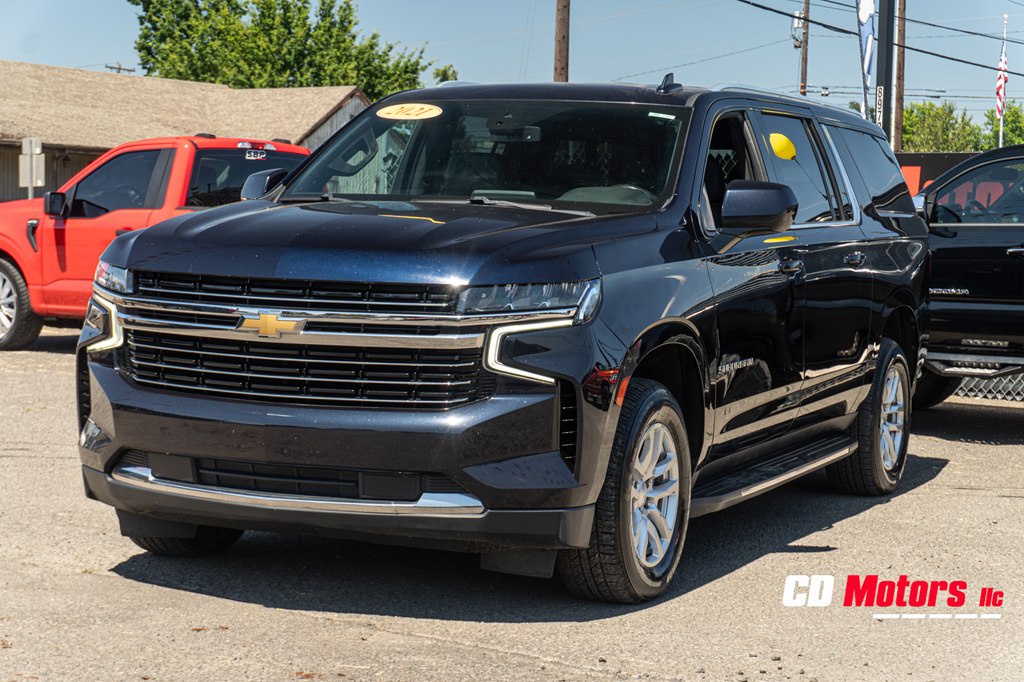Photo 4 of this CHEVROLET SUBURBAN