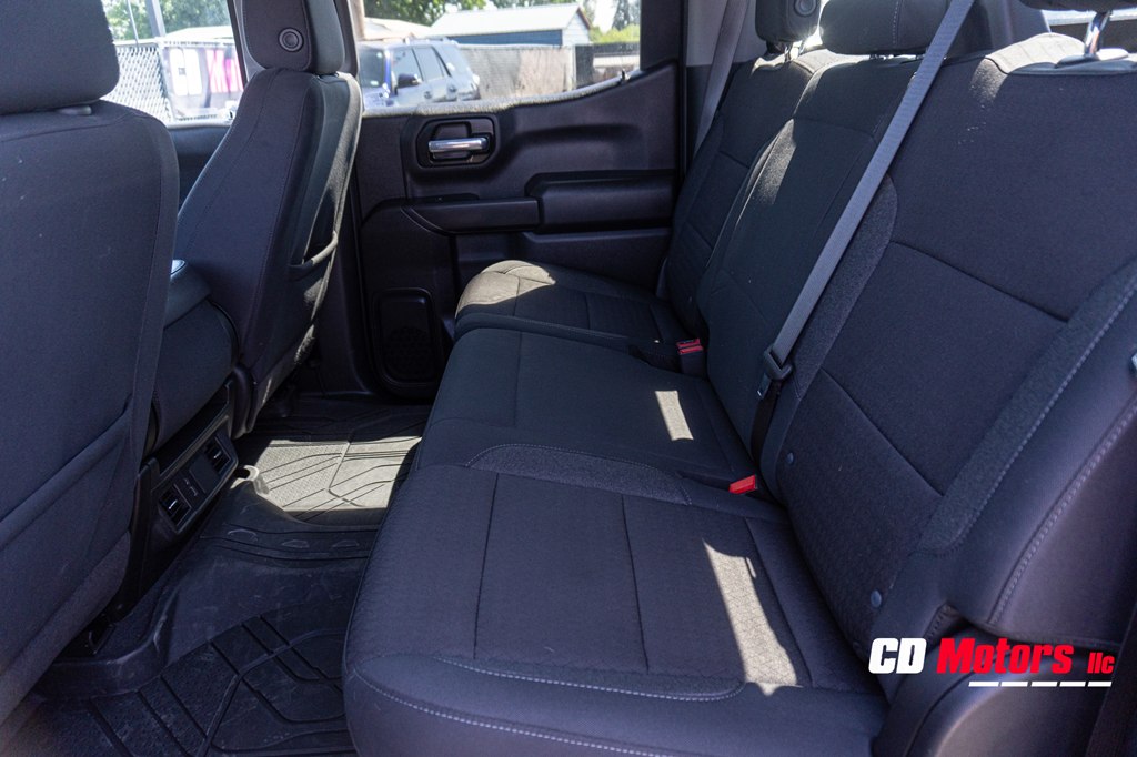 Photo 19 of this CHEVROLET SILVERADO 1500