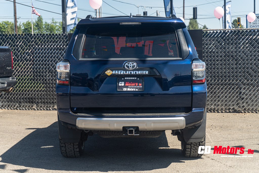 Photo 9 of this TOYOTA 4RUNNER