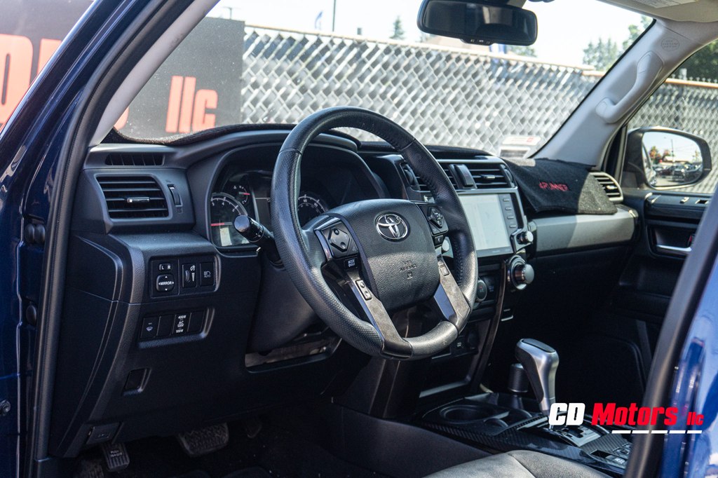 Photo 12 of this TOYOTA 4RUNNER