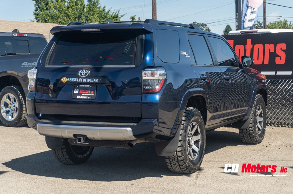Photo 10 of this TOYOTA 4RUNNER