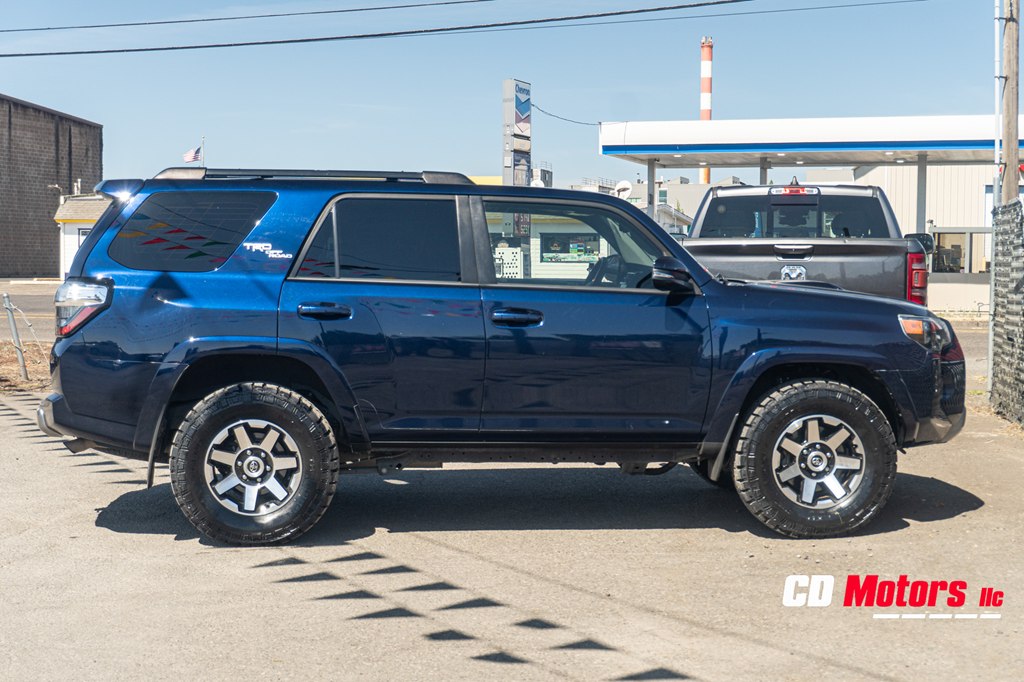 Photo 11 of this TOYOTA 4RUNNER