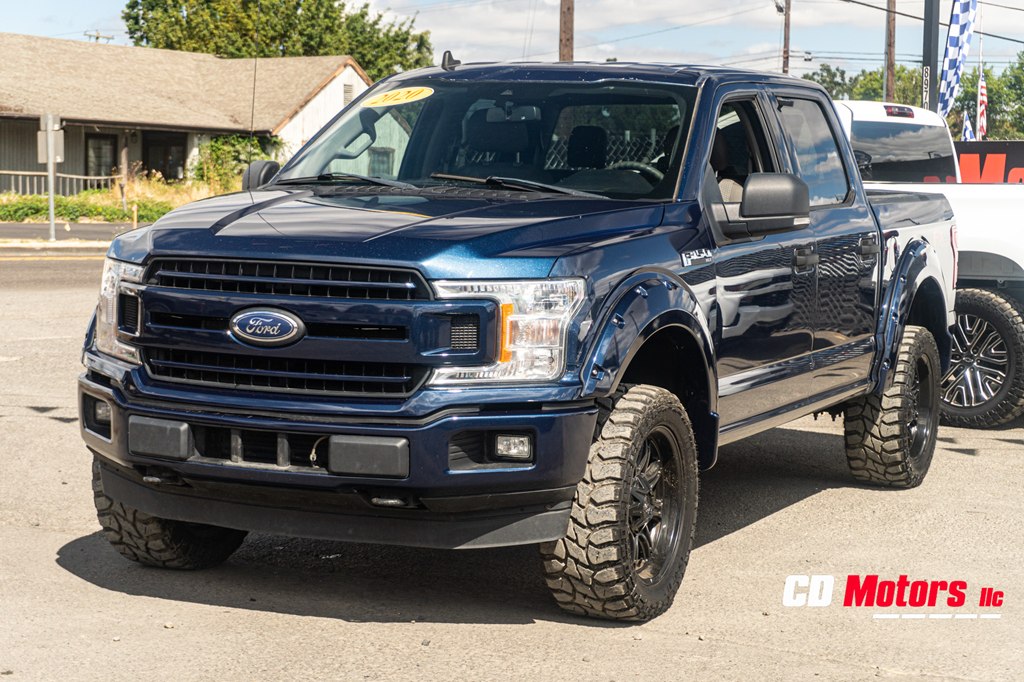Photo 4 of this FORD F150