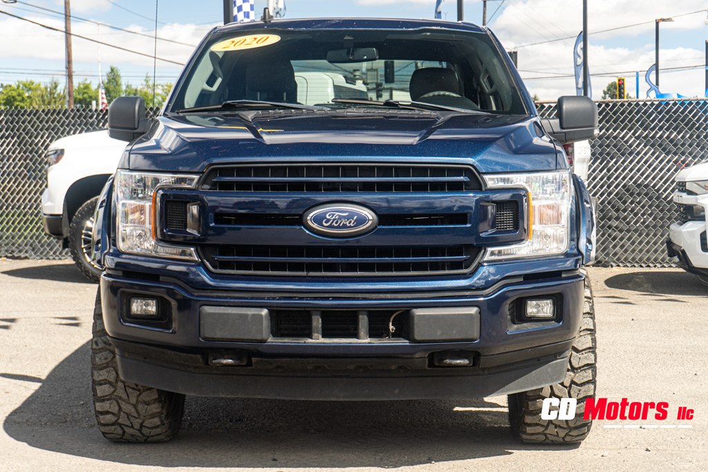 Photo 3 of this FORD F150