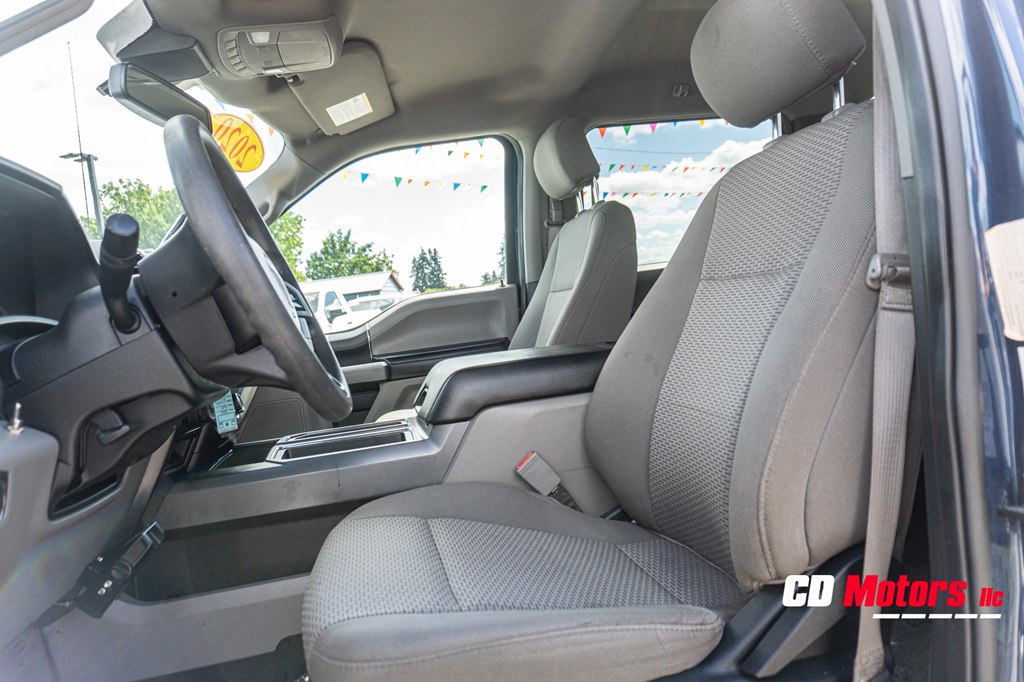 Photo 12 of this FORD F150