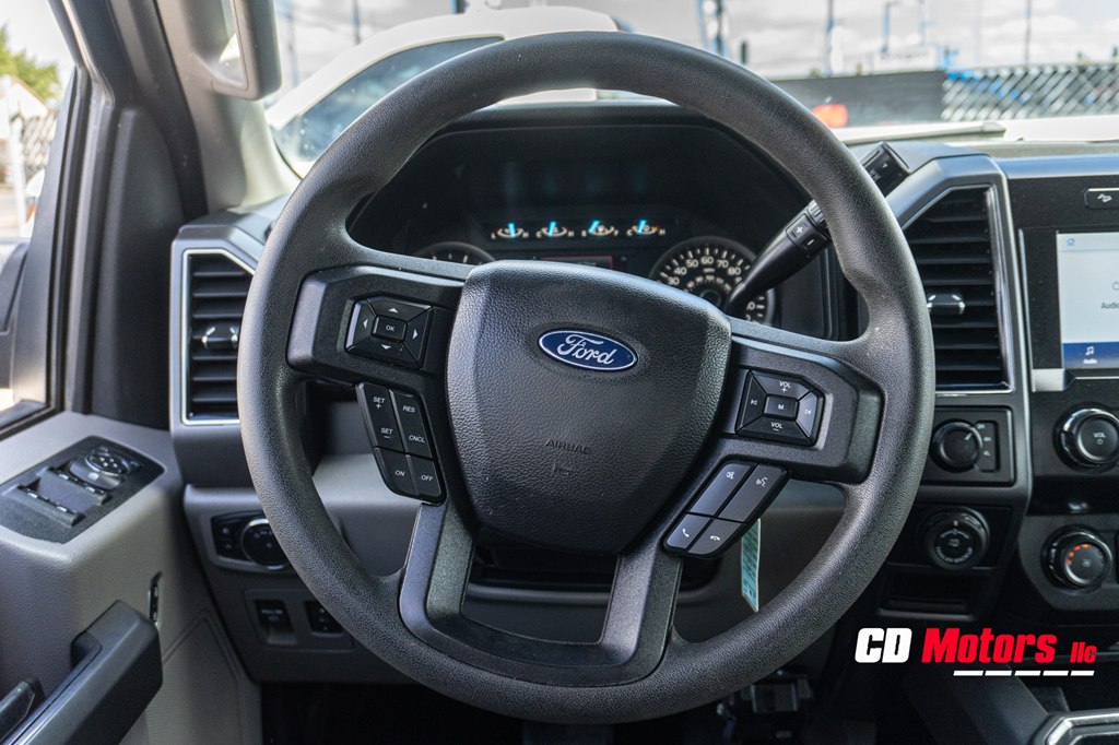 Photo 17 of this FORD F150