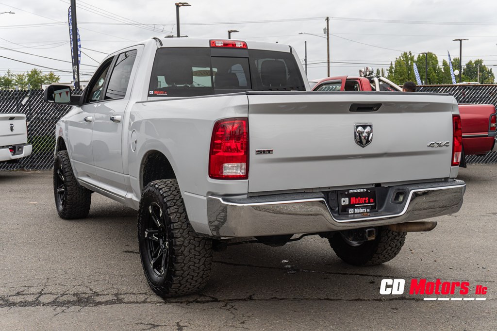 Photo 7 of this RAM 1500