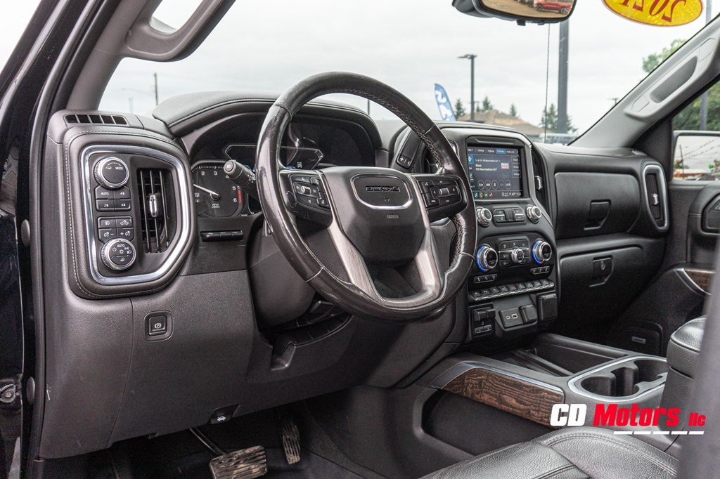 Photo 12 of this GMC SIERRA