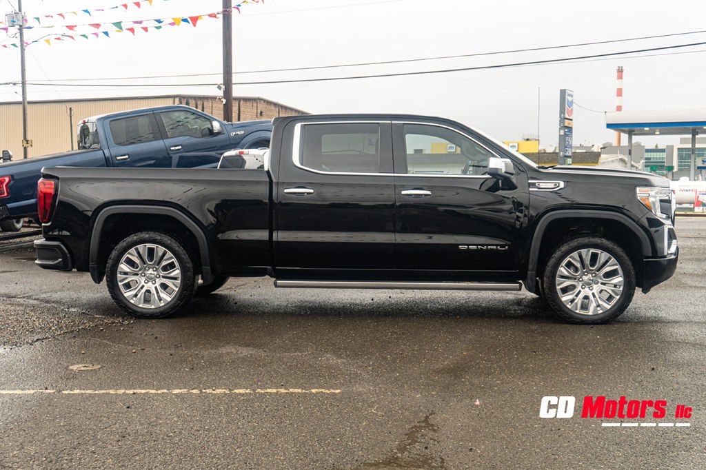 Photo 10 of this GMC SIERRA