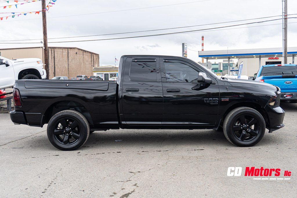 Photo 10 of this RAM 1500 CLASSIC