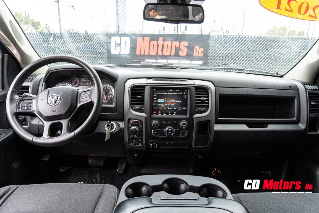 Photo 18 of this RAM 1500 CLASSIC