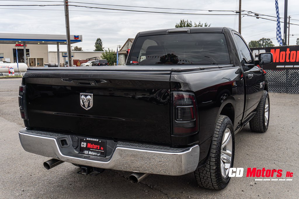 Photo 9 of this RAM 1500