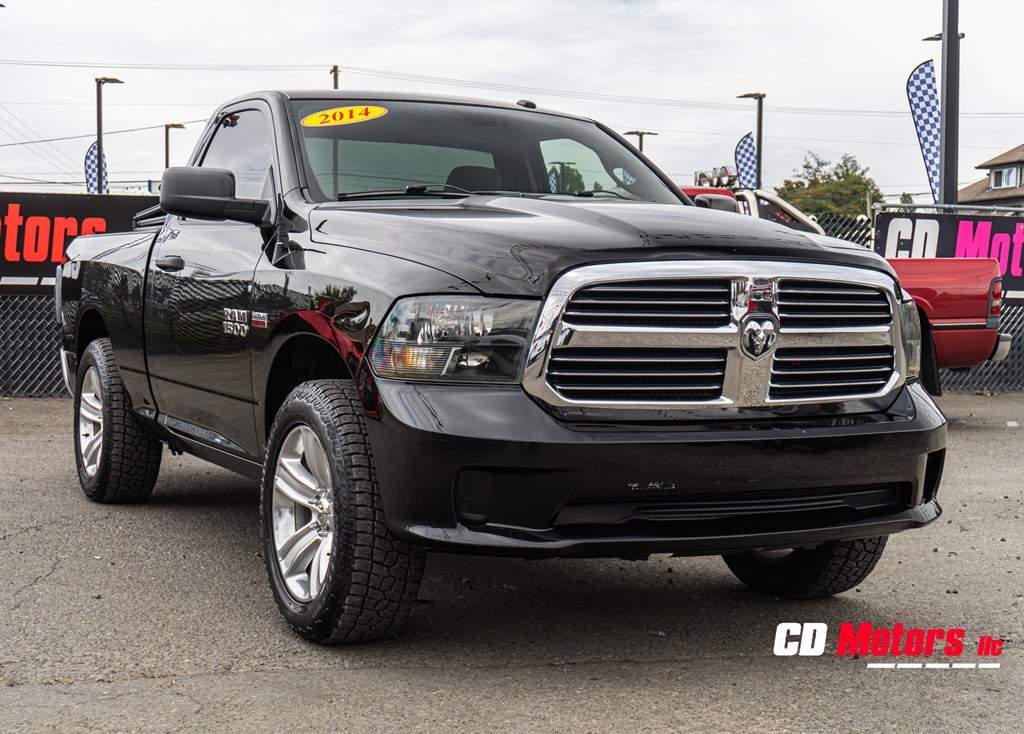 Photo 2 of this RAM 1500