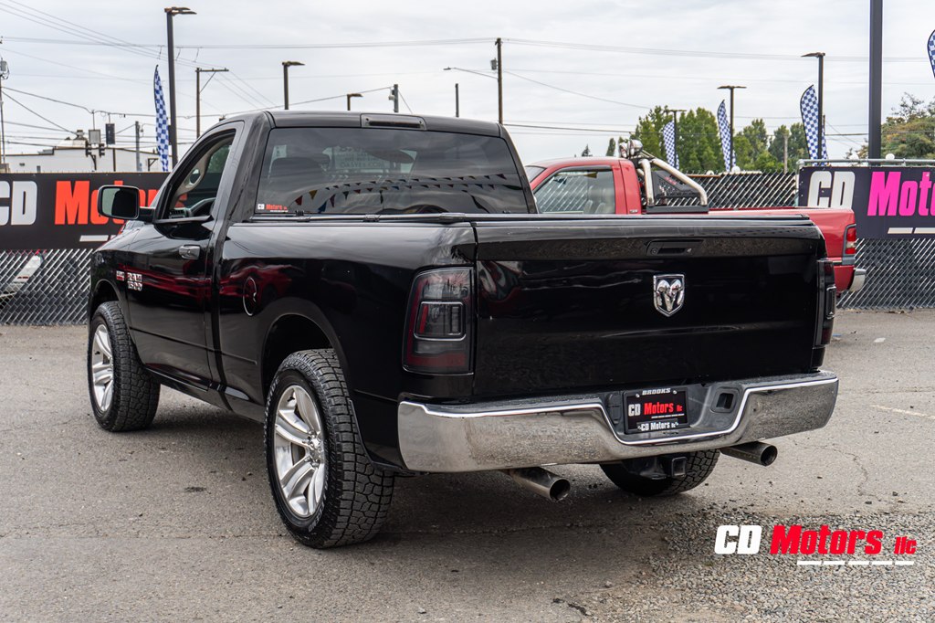 Photo 7 of this RAM 1500