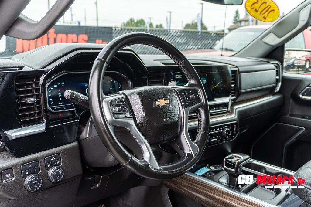 Photo 12 of this CHEVROLET SILVERADO 1500