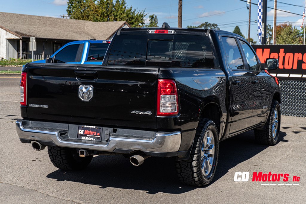 Photo 9 of this RAM 1500