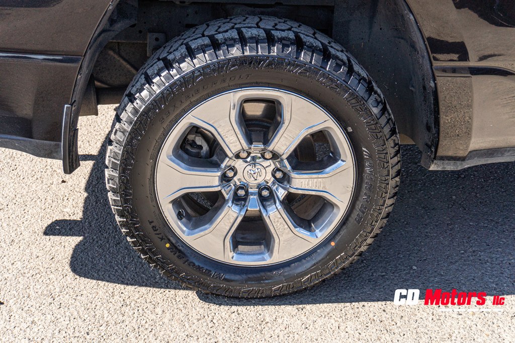 Photo 11 of this RAM 1500
