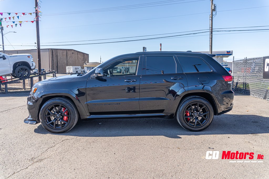 Photo 6 of this JEEP GRAND CHEROKEE
