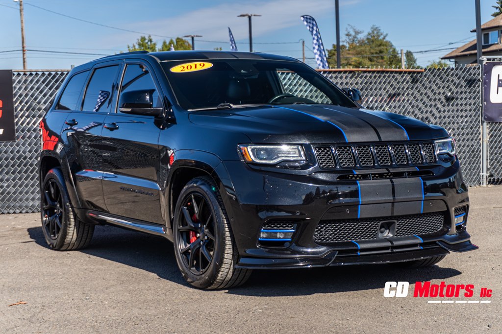 Photo 2 of this JEEP GRAND CHEROKEE