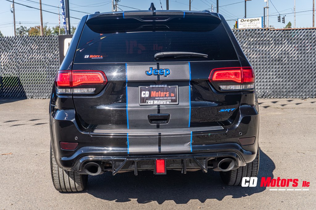 Photo 27 of this JEEP GRAND CHEROKEE