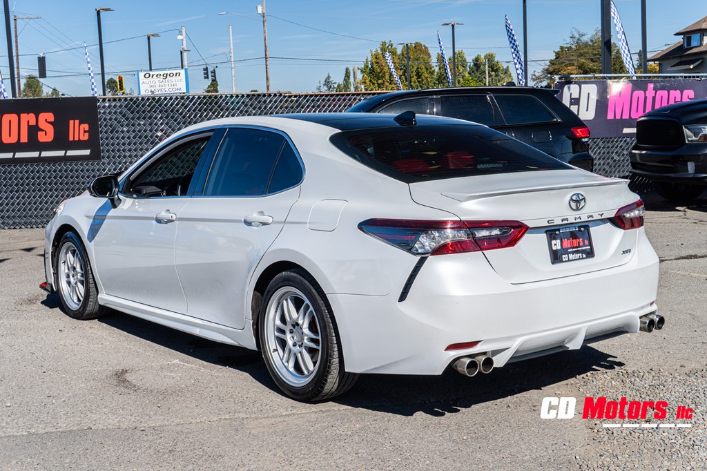 Photo 7 of this TOYOTA CAMRY