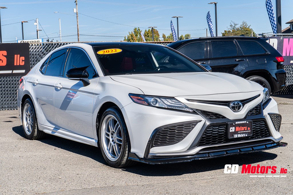 Photo 2 of this TOYOTA CAMRY