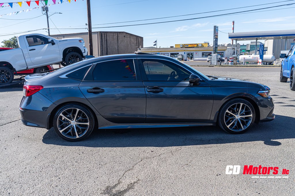 Photo 10 of this HONDA CIVIC