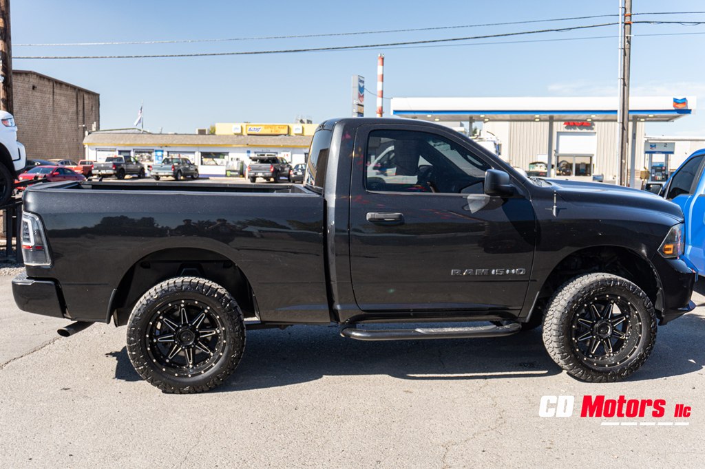 Photo 10 of this RAM 1500