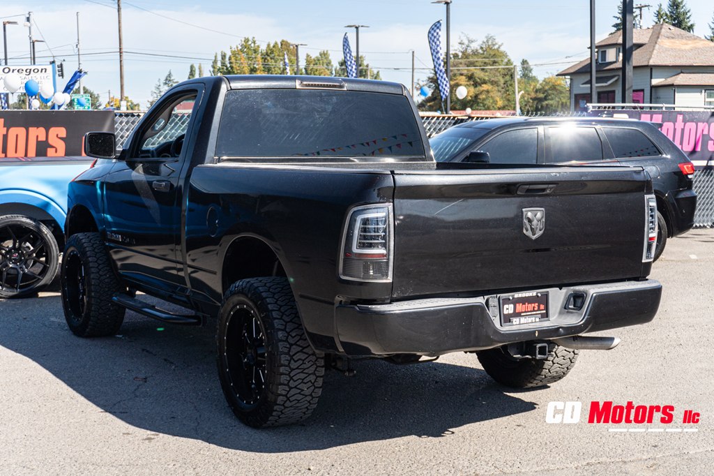 Photo 7 of this RAM 1500