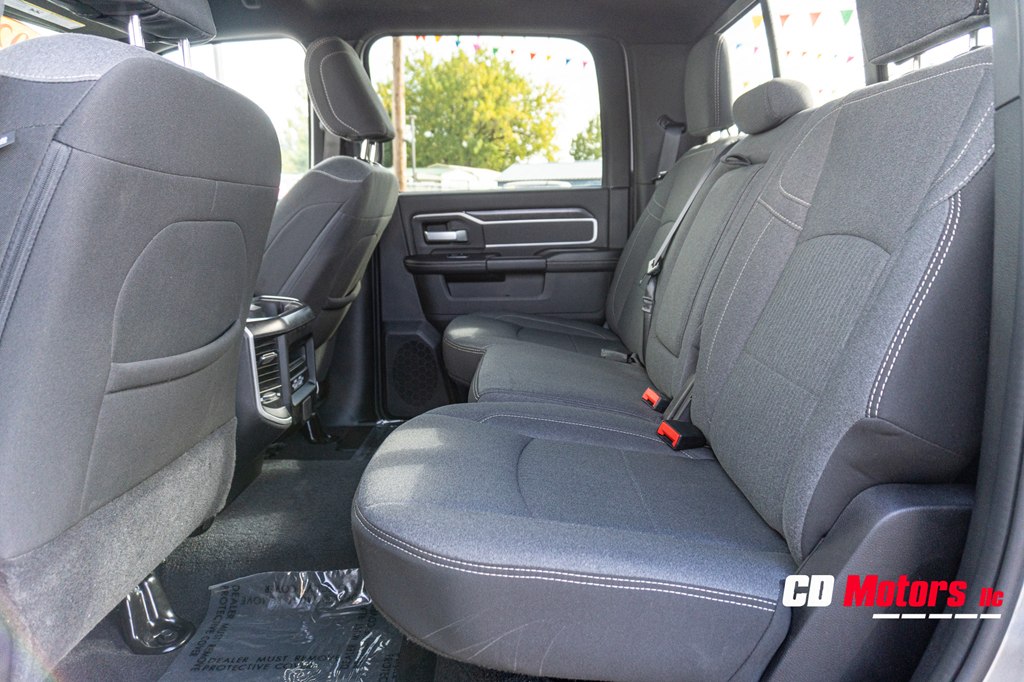 Photo 17 of this RAM 2500