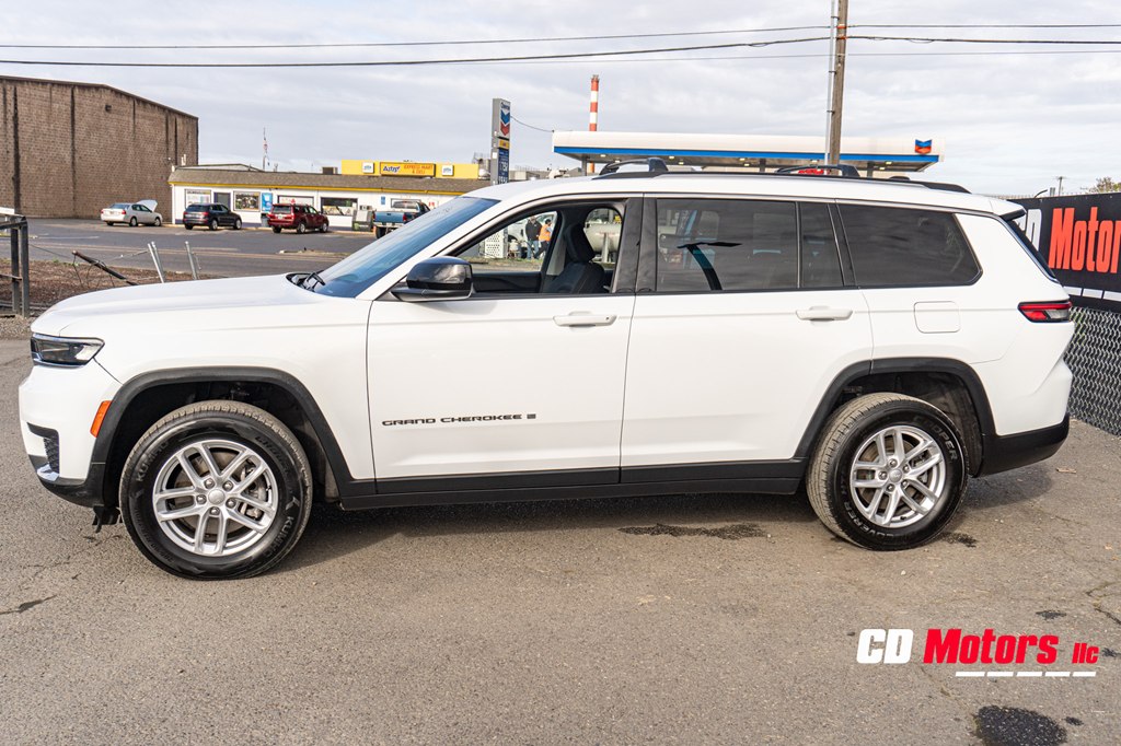 Photo 8 of this JEEP GRAND CHEROKEE
