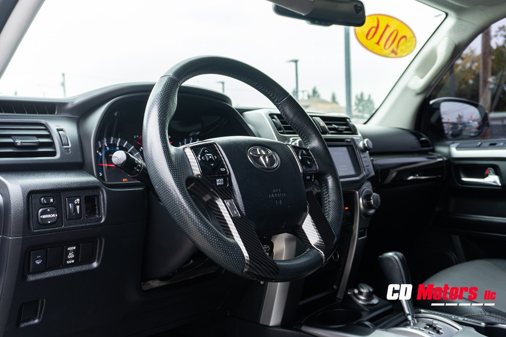 Photo 12 of this TOYOTA 4RUNNER