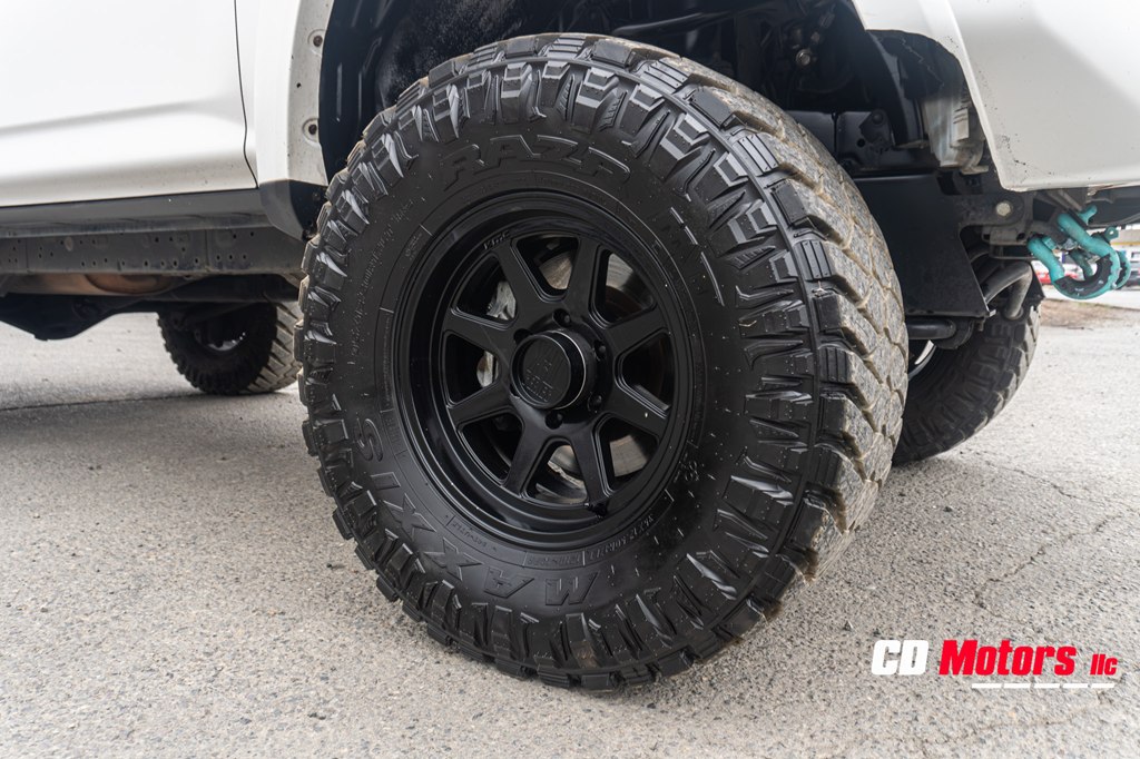 Photo 11 of this TOYOTA 4RUNNER