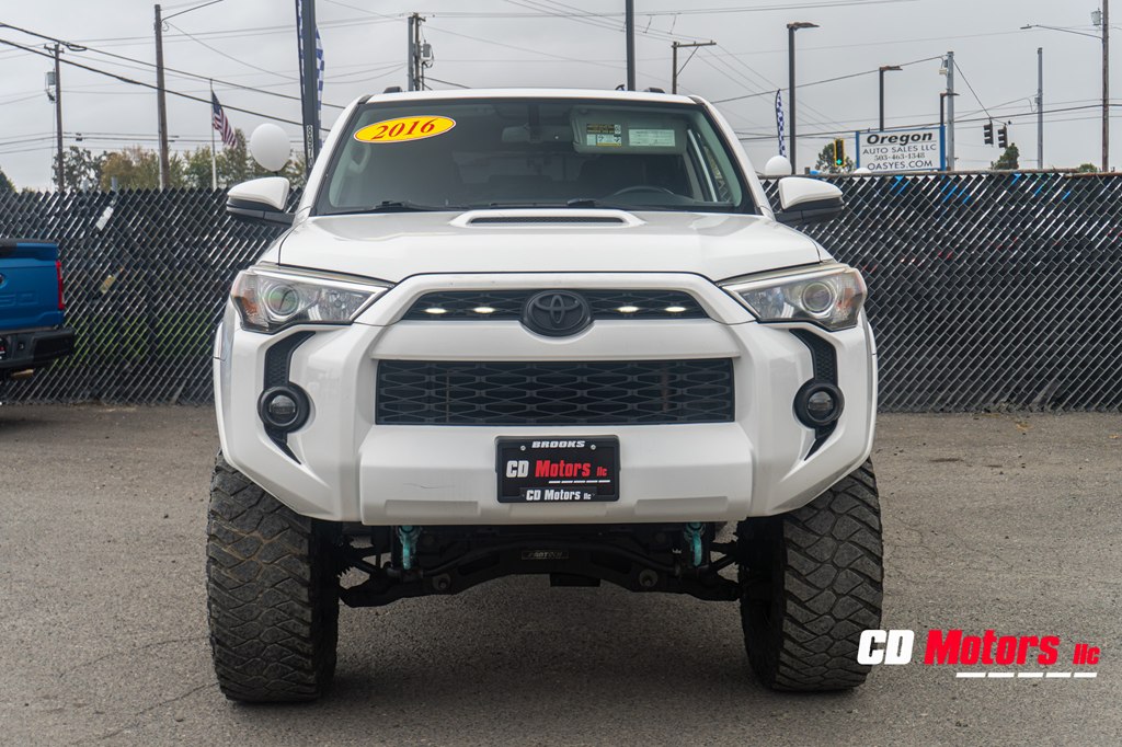 Photo 3 of this TOYOTA 4RUNNER