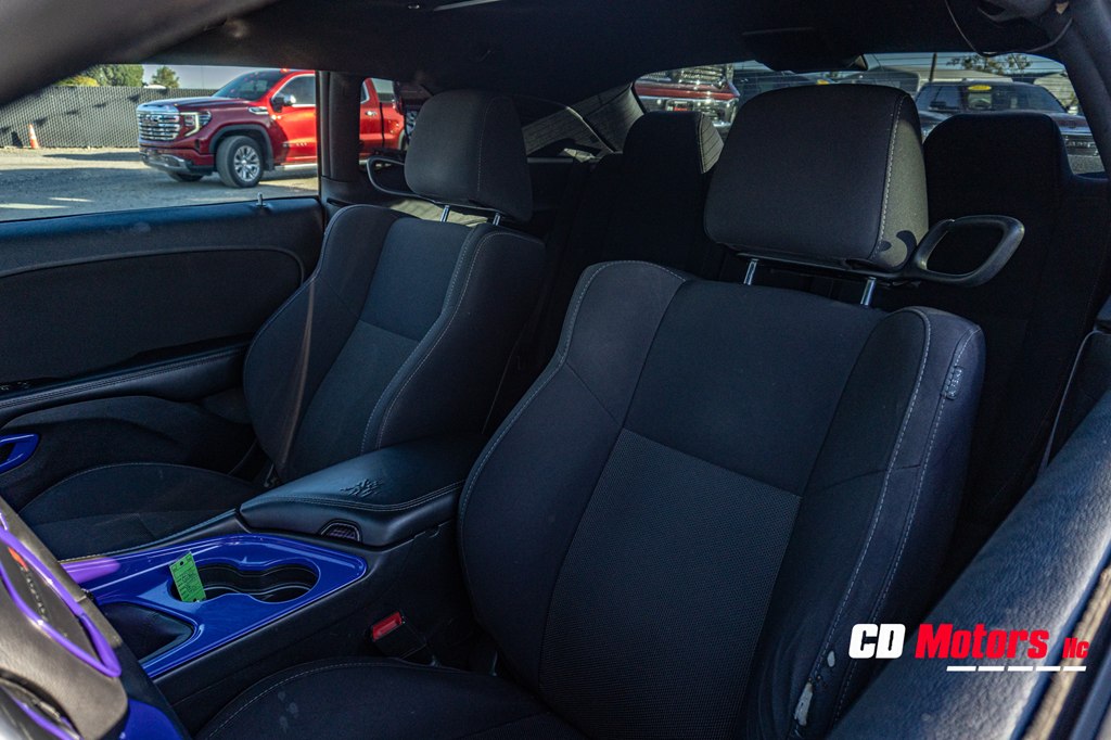 Photo 11 of this DODGE CHALLENGER