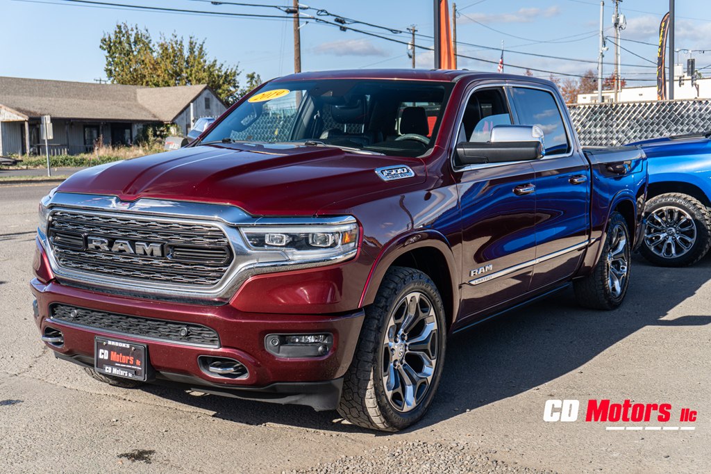 Photo 4 of this RAM 1500