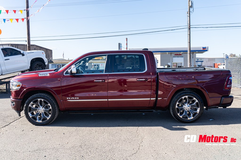 Photo 6 of this RAM 1500